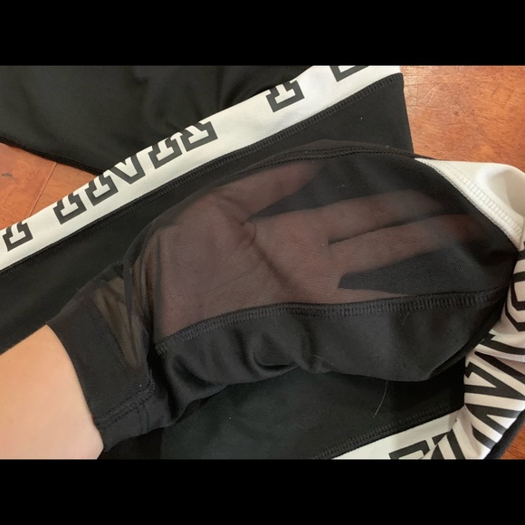 NWOT VSPINK ULTIMATE LEGGINGS - Picture 4 of 6